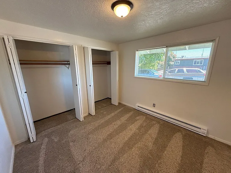 926 SE Uglow Ave #3 — Photo 10