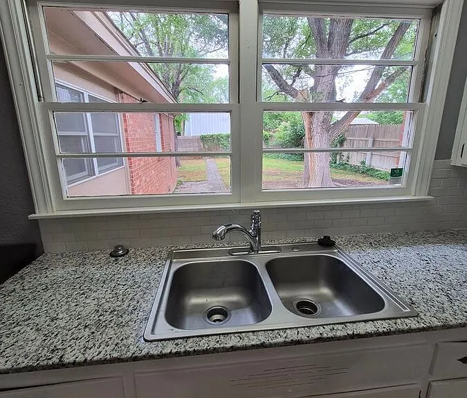 3719 Julie Dr — Photo 24