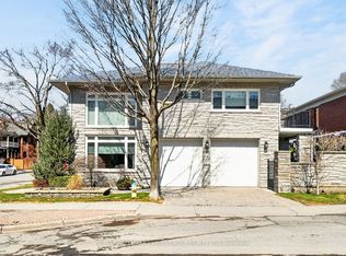 121 Macdonald St, Ottawa, ON K2P 1H7