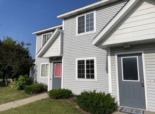 1041 E 16th St #107, Holland, MI 49423