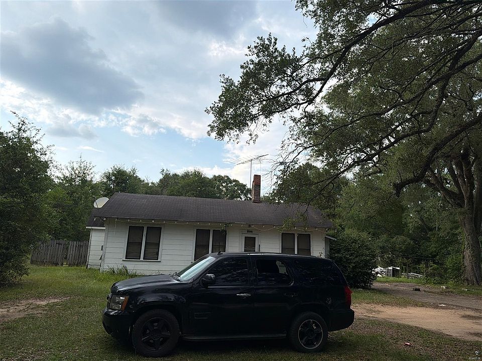 1st image of 8020 E State St