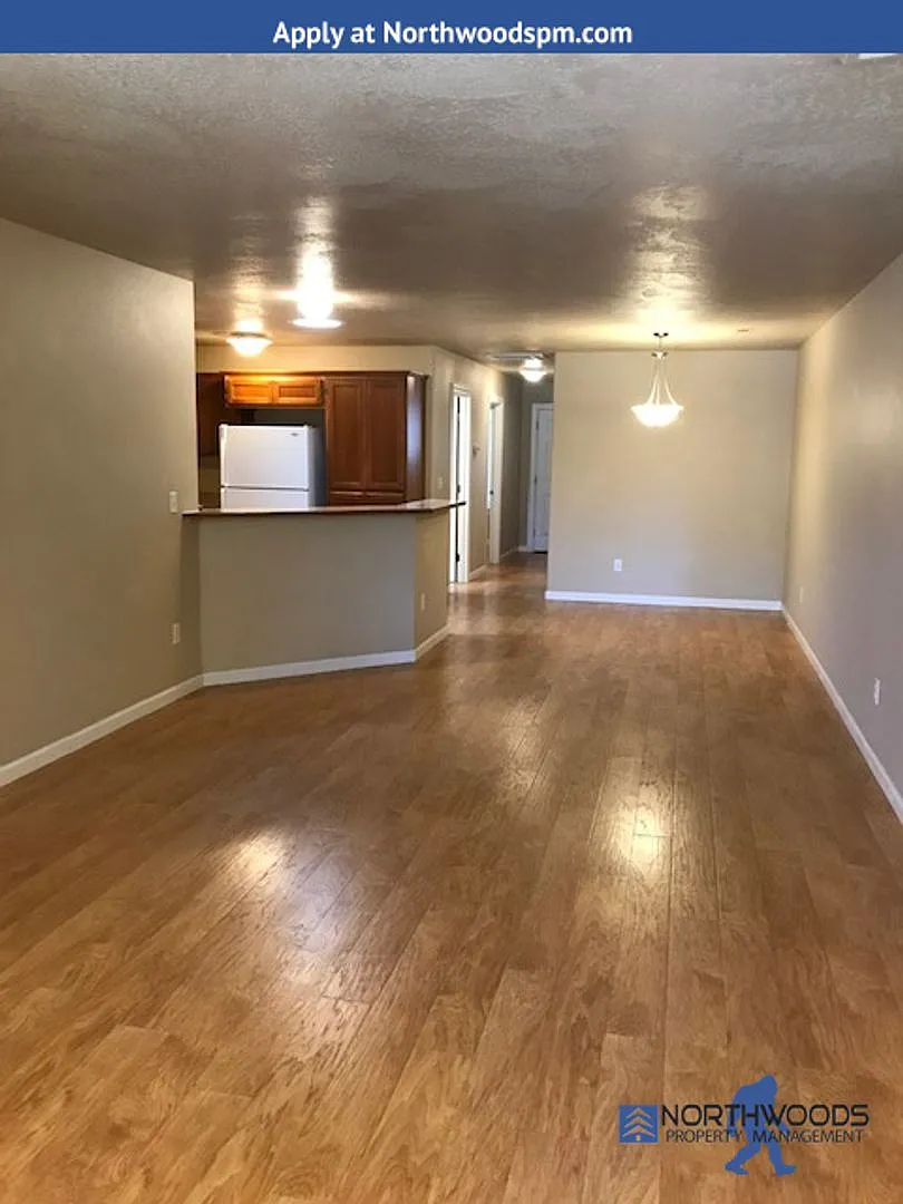 55+ Community 2 Bedrooms, 2 Bath Beautiful Condo Quiet Neighborhood — Photo 2