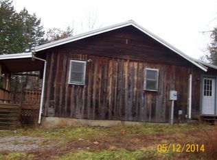 450 Peg Garmon Rd, Burkesville, KY 42717
