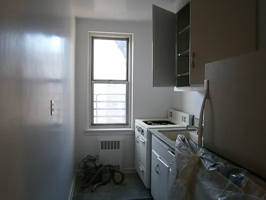 Sold by Robert E. Hill  | media 19