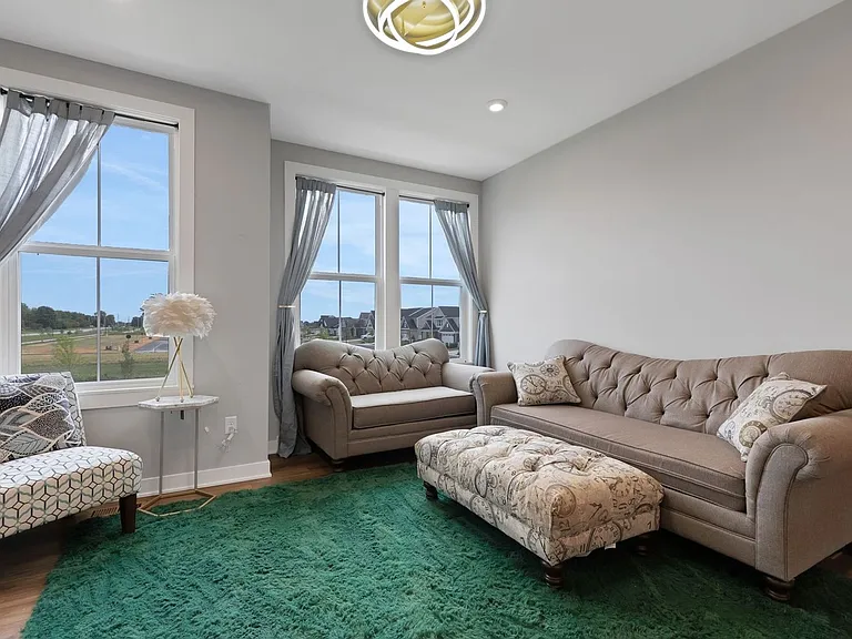 6032 Windsor Dr — Photo 8