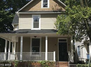 3600 Perry St, Mount Rainier, MD 20712