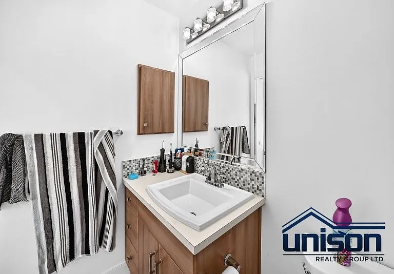 47 N Evanspark Rd NW — Photo 32
