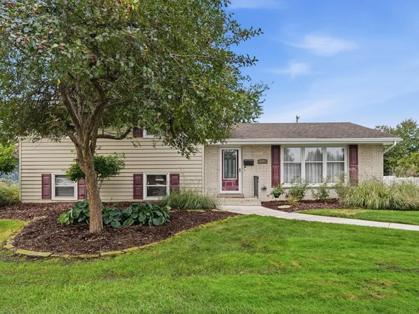8504 Forest Ave, Munster, IN 46321