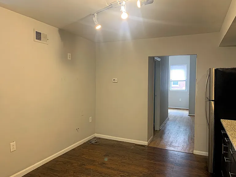 1619 Mt Vernon — Photo 15