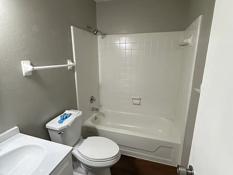 551 Delaware St — Photo 8