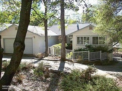 1st image of 14156 Lodgepole Dr