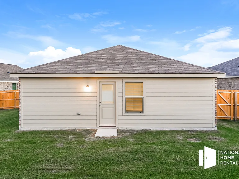 1016 Cencerro Ln — Photo 15