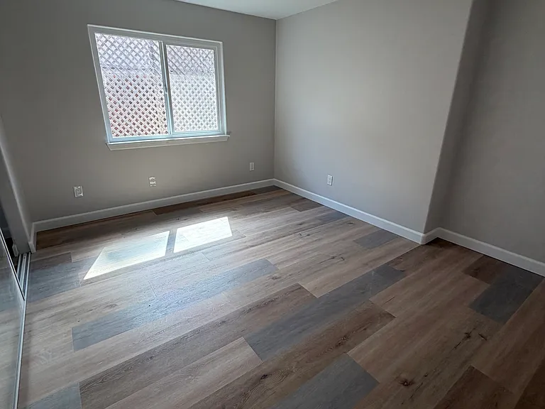 1044 Palm Ave — Photo 12