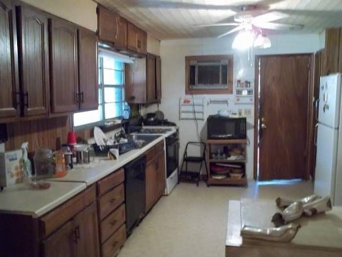 2nd image of 174 Belview Ln