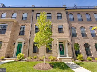 604 Leigh Way, Oxon Hill, MD