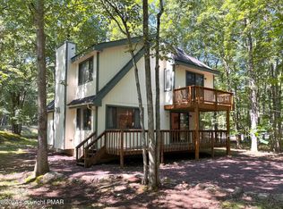 31 Pope Ln, Albrightsville, PA 18210