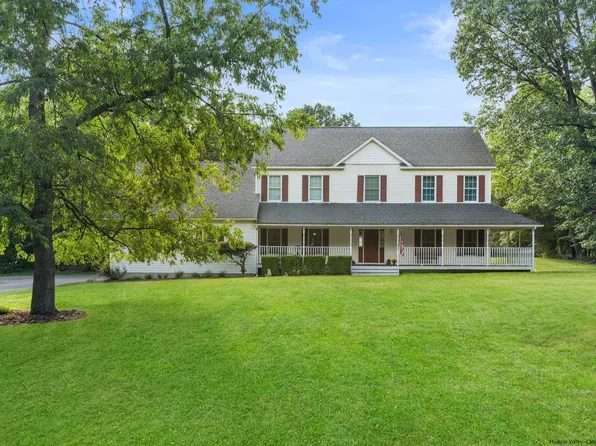 140 Deer Run, Red Hook, NY 12571