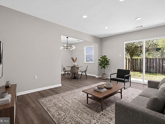 2nd image of 7509 Courtney Pl