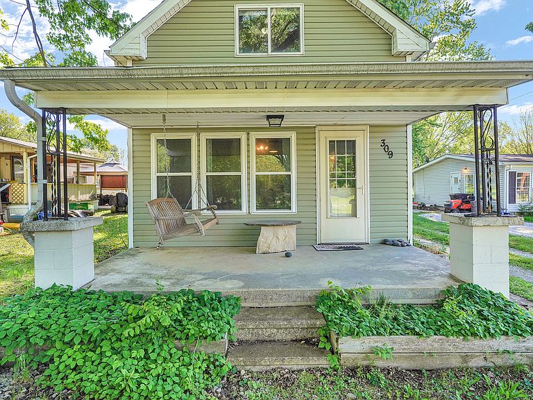 Listing photo 3