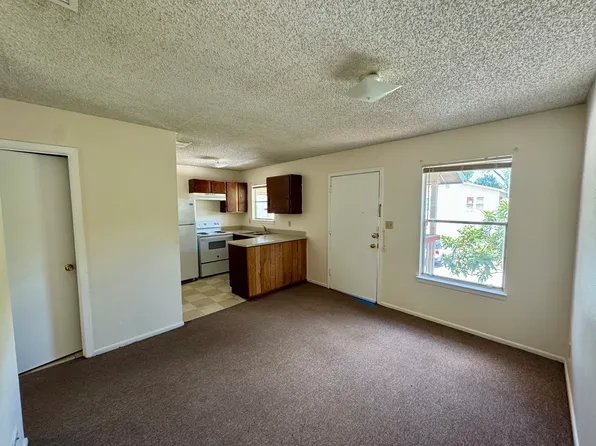 1523 Quintana Rd #18, San Antonio, TX 78211