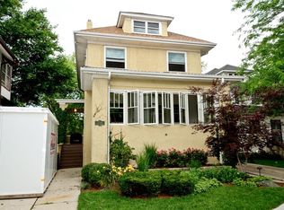 7516 N Rogers Ave, Chicago, IL 60626