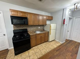 12 Treacy Ave #C3, Newark, NJ 07108