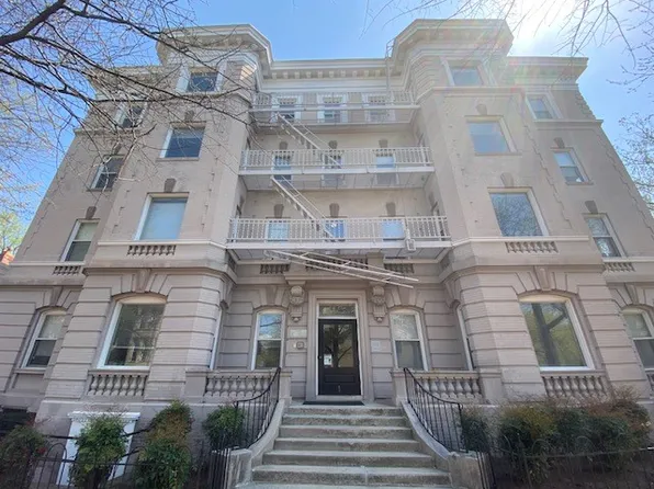 1 3rd St NE APT 8, Washington, DC 20002