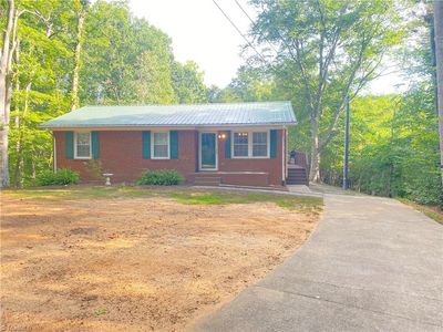 1045 Haywood St, Eden, NC, 27288