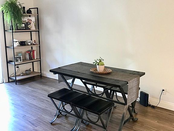 3rd image of 2231 Camilar Dr #16