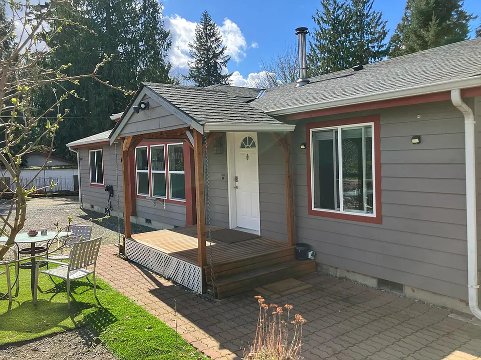16817 188th Ave SE