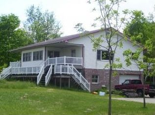 7501 19th Rd, Argos, IN 46501