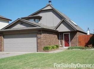 1802 SW 24th St, Moore, OK 73170