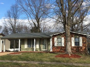 1971 San Luis Rey Pkwy, Fenton, MO 63026