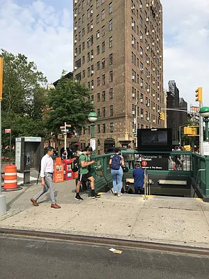 Rented by Compass | media 30