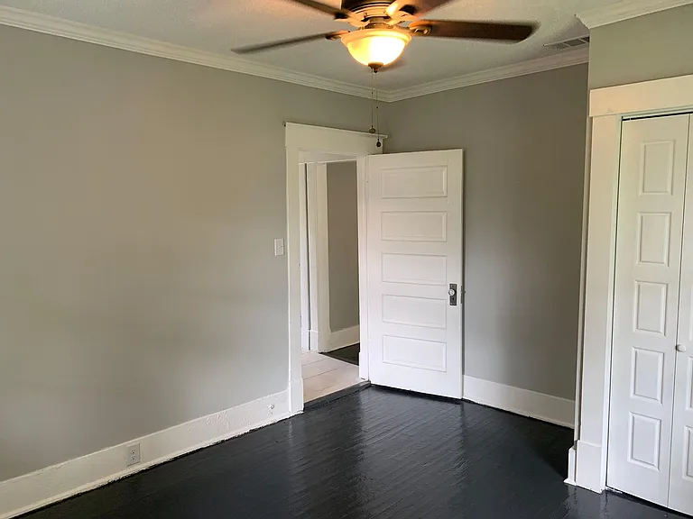 769 E Duffy St — Photo 11