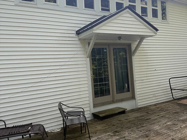 89 Riverside Dr #3 — Photo 2