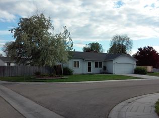 1729 Chicago St, Nampa, ID 83686