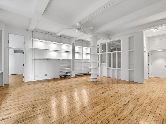 3rd image of 121 W 17th St APT 3B