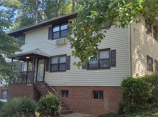 1403 Pilot View St APT B, Winston Salem, NC 27101