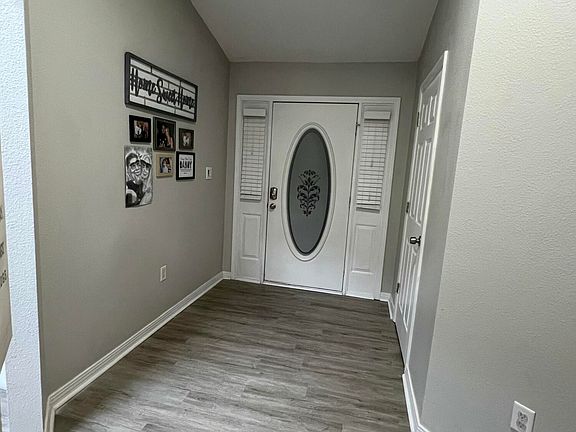 5th image of 9726 Parker Lake Cir