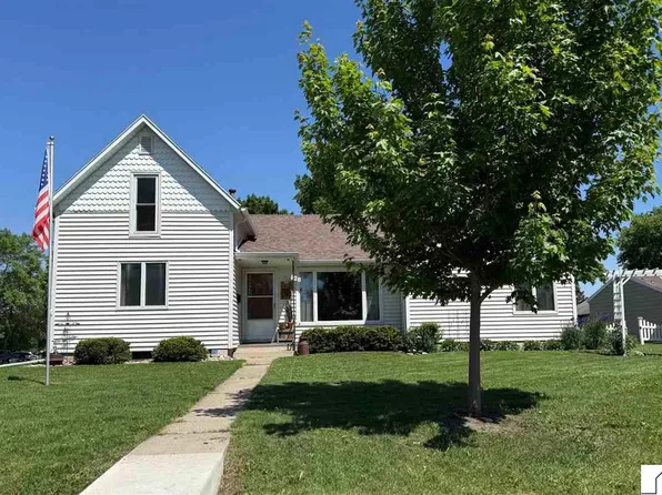 428 N Gorman St, Blue Earth, MN 56013