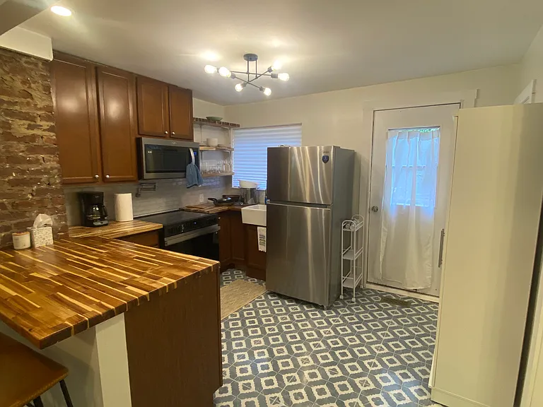 2322 Cecil Ave — Photo 13