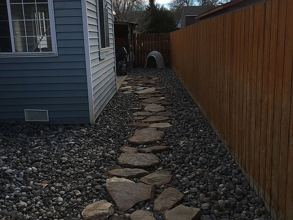 Backyard: pic 3