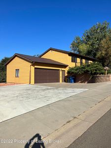 525 4th Ave E, Dickinson, ND, 58601