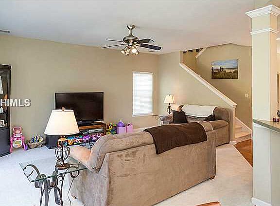 5th image of 9 Gold Oak Dr