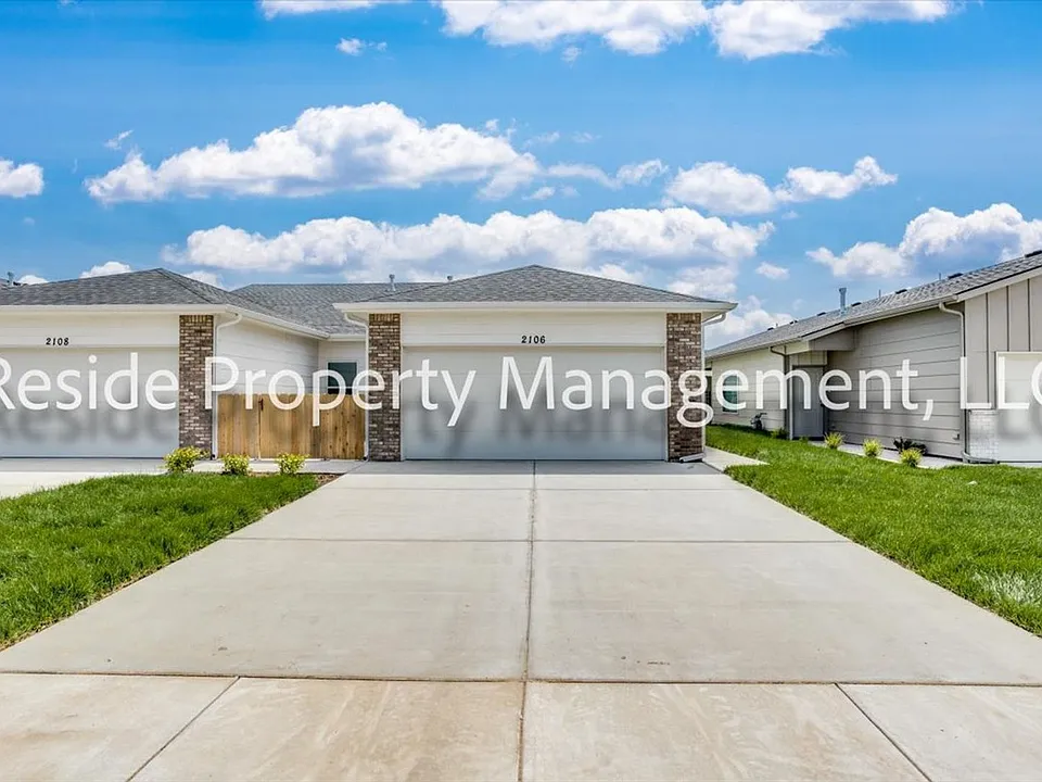 2112 N Melody Ct