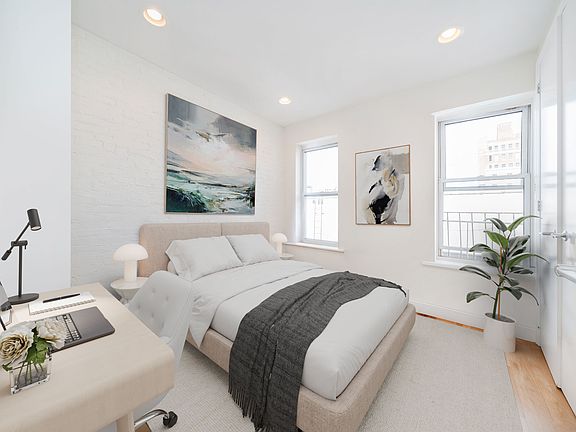 2nd image of 57 W 106th St APT 6A