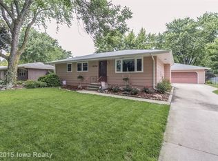 245 Gray Ave, Waukee, IA 50263