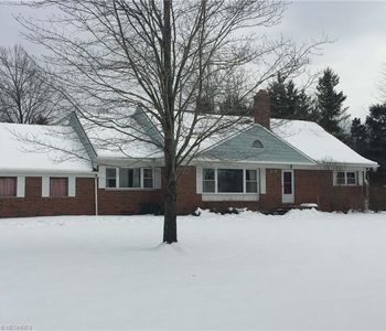 13069 Westchester Trl, Chesterland, OH, 44026