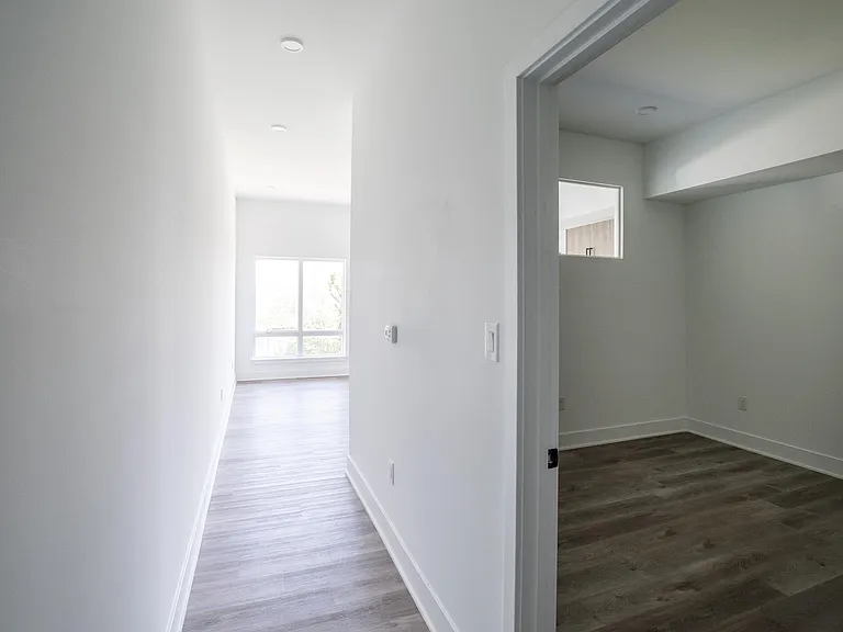 1420 Point Breeze Avenue — Photo 50